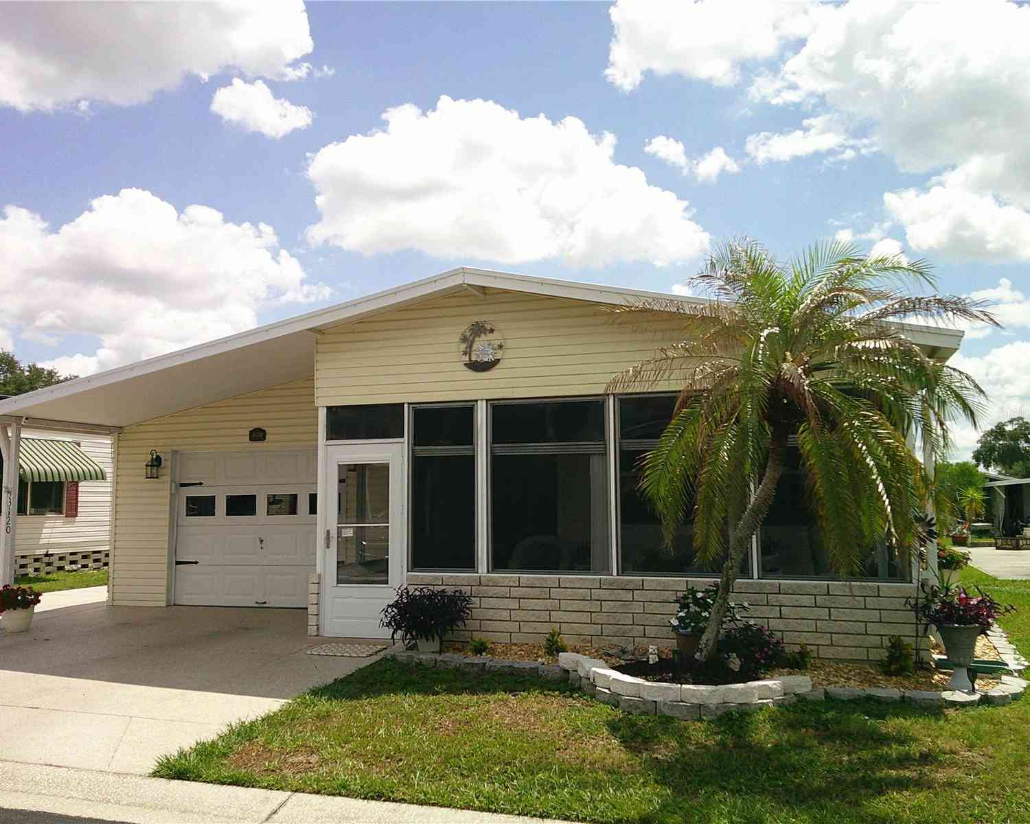 Mobile Home For Sale - 3120 Pond Hollow Street<br/> Wesley Chapel, FL 33543