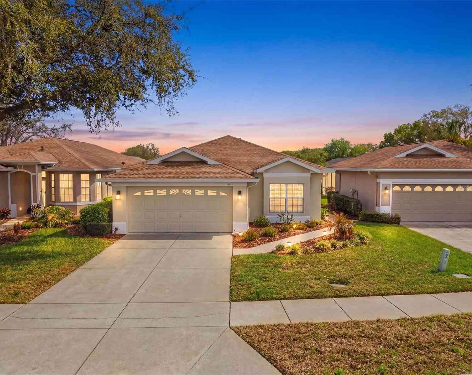 Homes For Sale - 15021 Tamarind Loop<br/> SPRING HILL, FL 34609