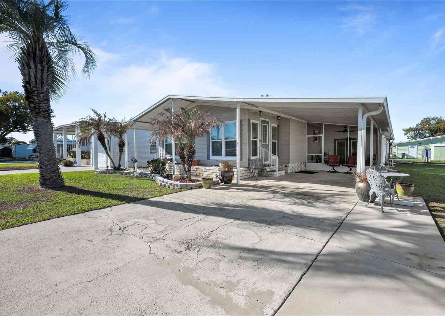 Mobile Home For Sale - 36701 Grace Avenue<br/> ZEPHYRHILLS, FL 33542