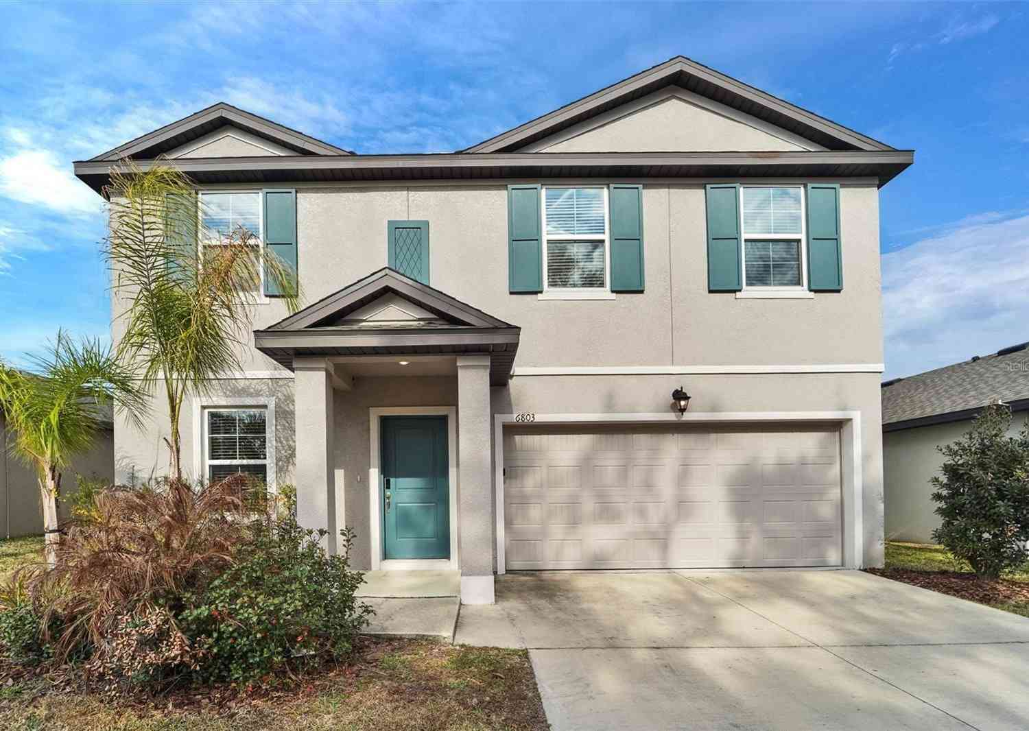 Homes For Sale - 6803 Branham Mill Court<br/> ZEPHYRHILLS, FL 33542