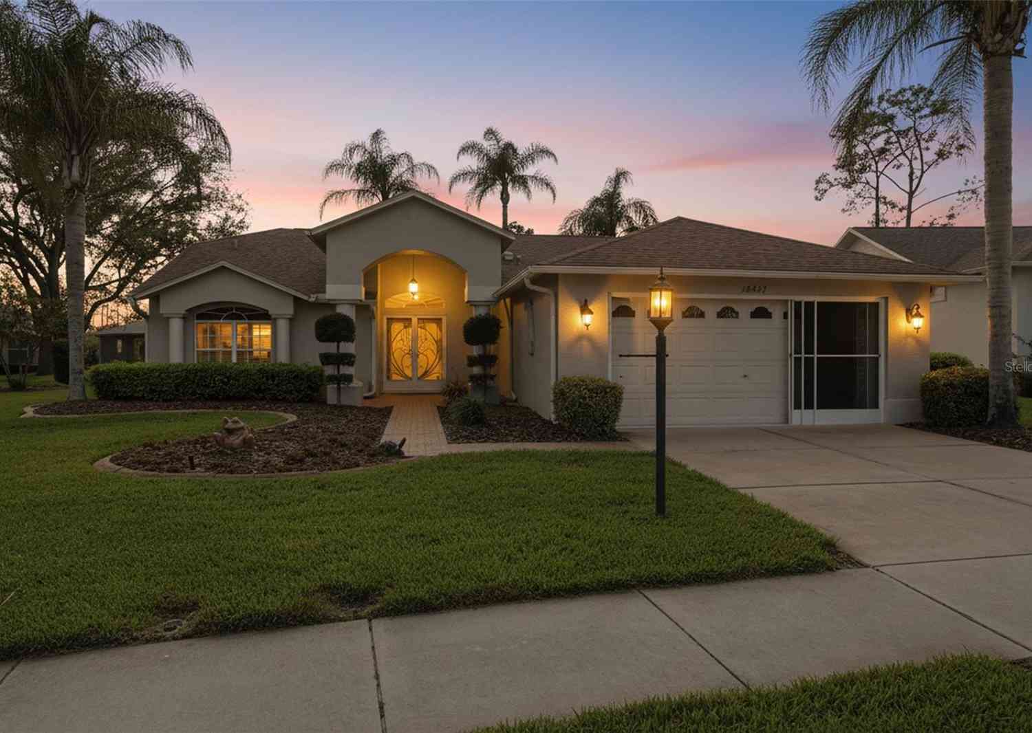 Homes For Sale - 18427 Water Lily Lane<br/> HUDSON, FL 34667