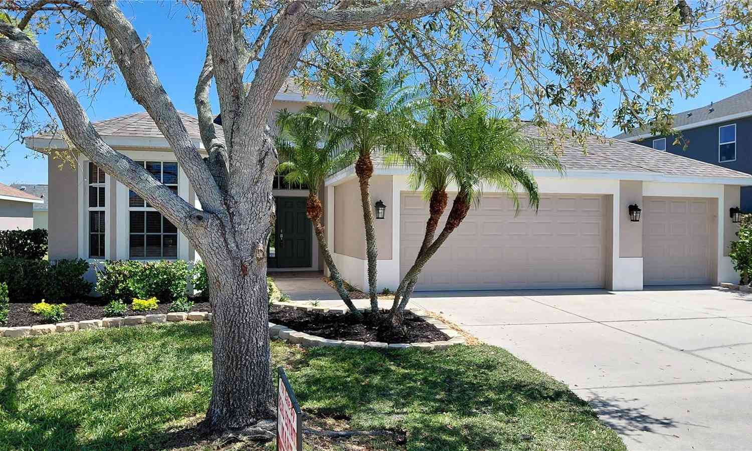 Homes For Sale - 7117 50-th Ave Cir E<br/> PALMETTO, FL 34221
