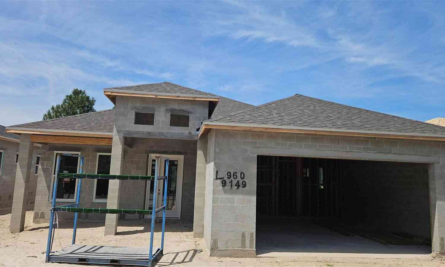 Homes For Sale - 9149 Trevino Drive<br/> WEEKI WACHEE, FL 34613