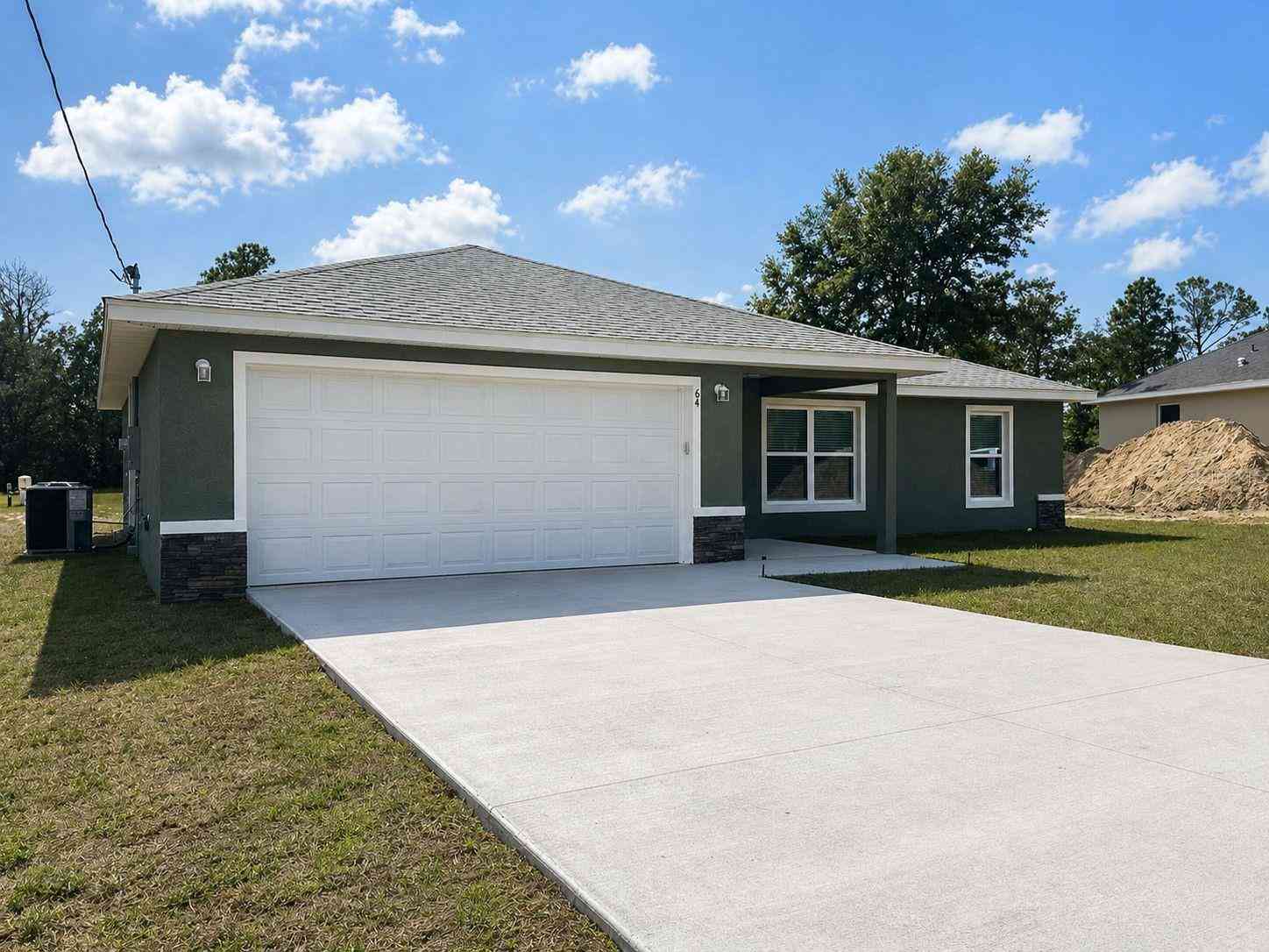 Homes For Sale - 64 Ash Road<br/> OCALA, FL 34472