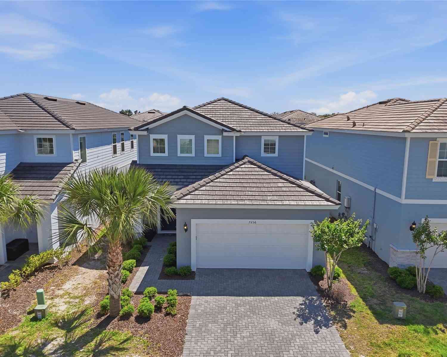 Homes For Sale - 7256 Oakmoss Loop<br/> DAVENPORT, FL 33837
