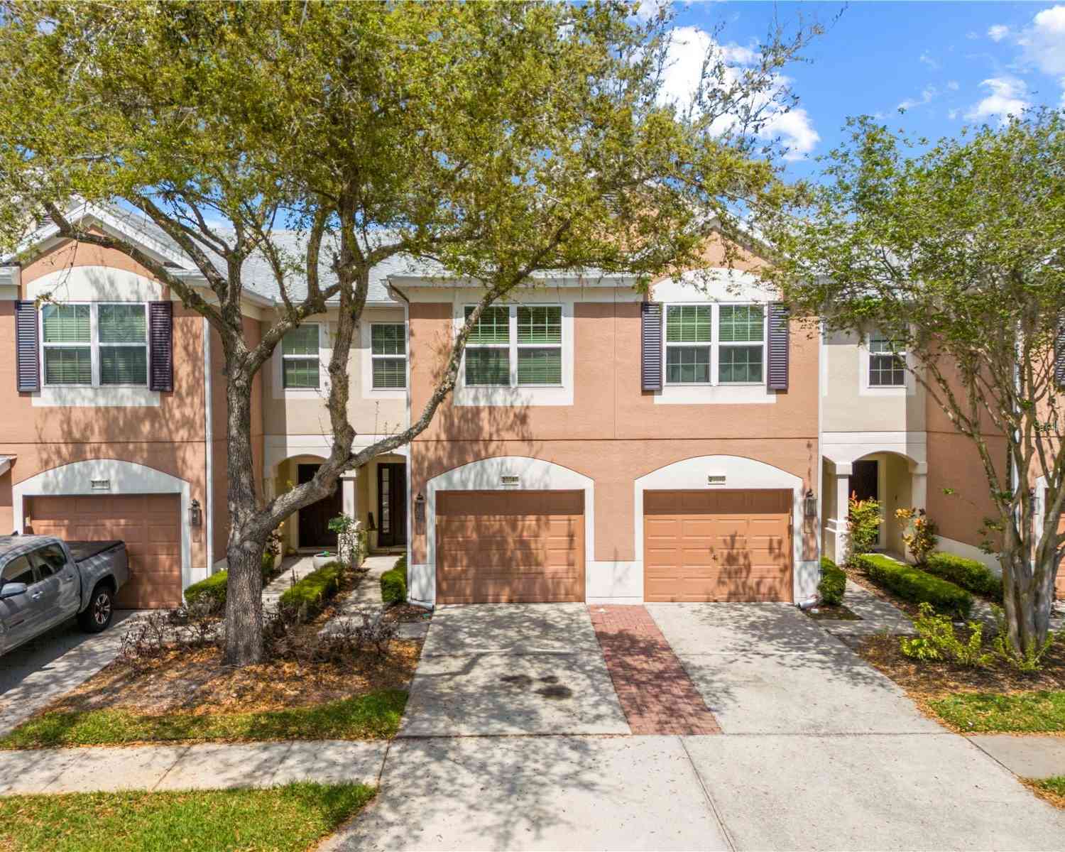 Homes For Sale - 26645 Castleview Way<br/> Wesley Chapel, FL 33544