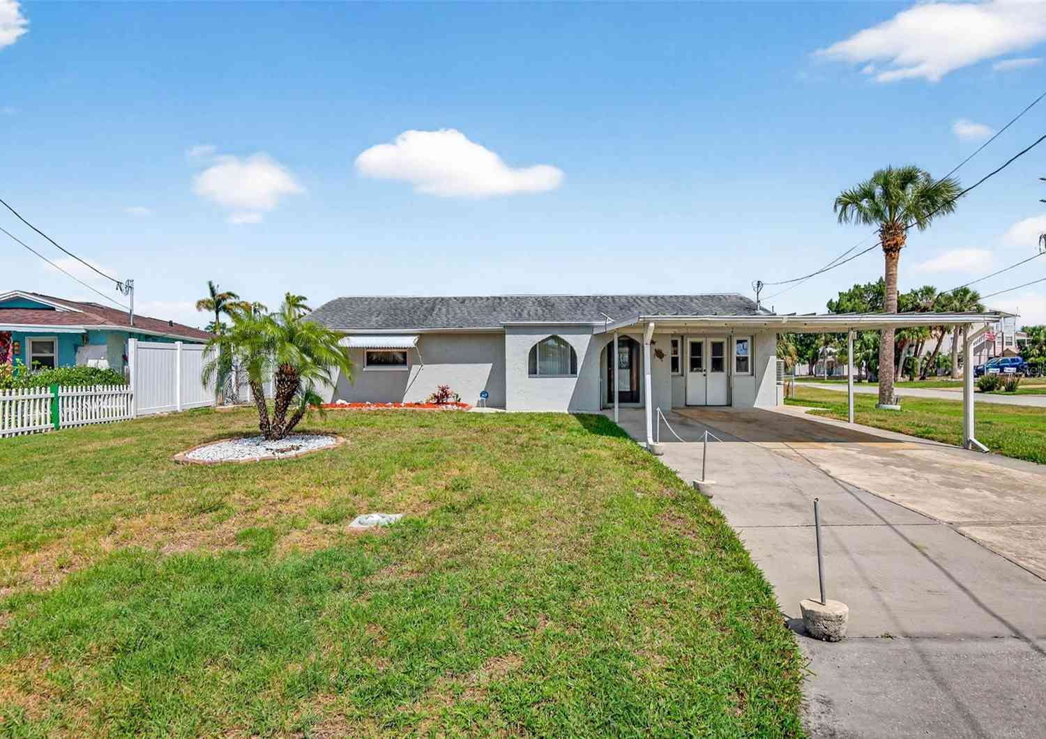 Homes For Sale - 6645 Harbor Drive<br/> HUDSON, FL 34667