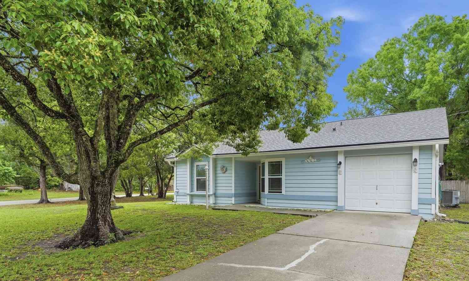 Homes For Sale - 61 Floridana Road<br/> DEBARY, FL 32713