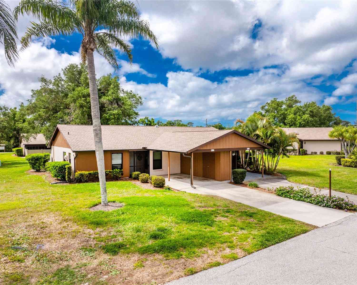 Villa For Sale - 1711 Curry Trail #29<br/> NOKOMIS, FL 34275