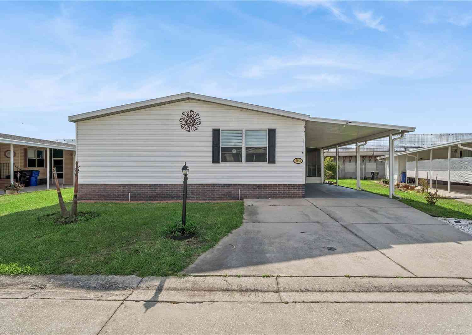 Mobile Home For Sale - 2463 Independence Lane<br/> Osceola County, Saint Cloud, FL 34772
