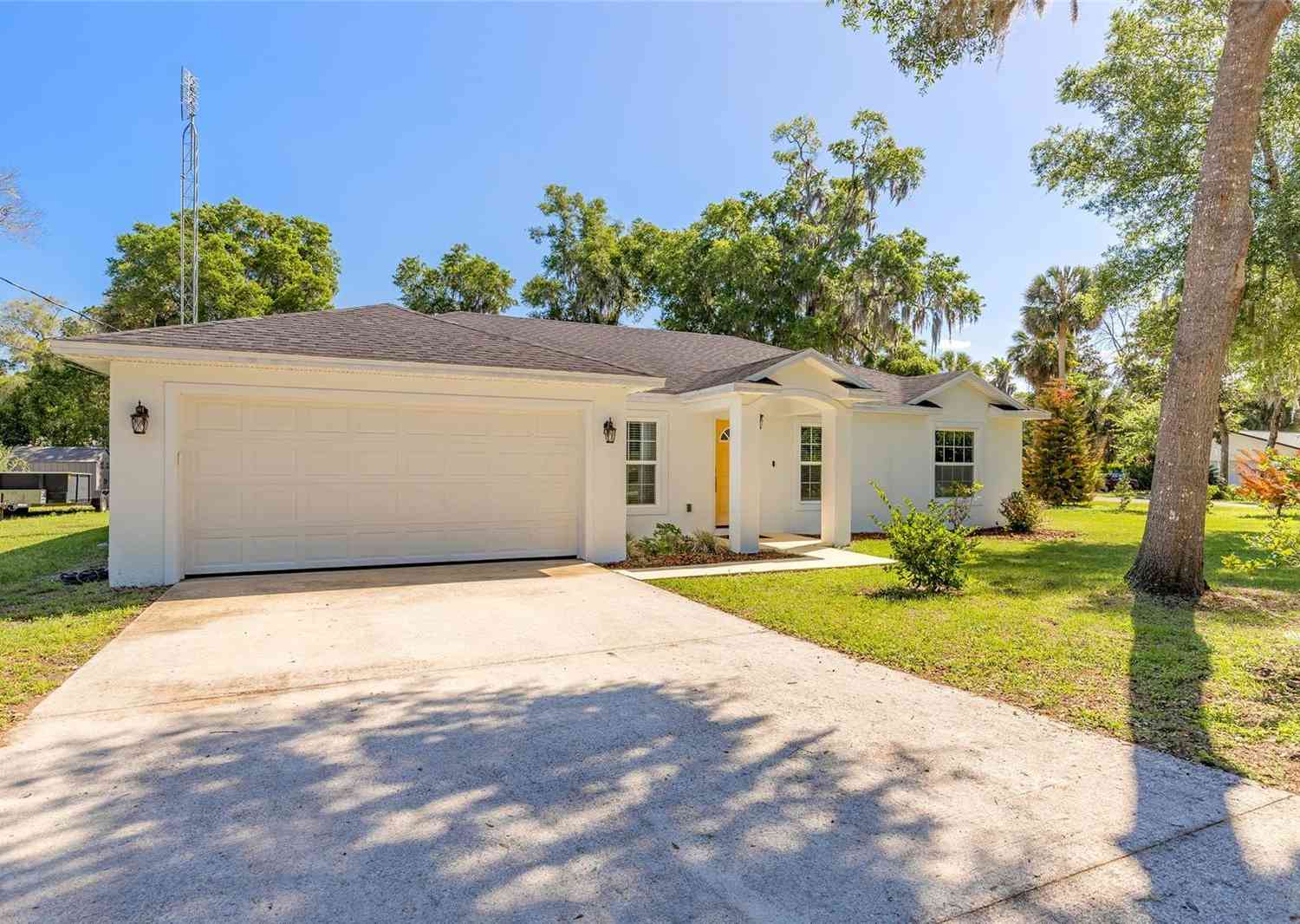 Homes For Sale - 365 Alcazar Avenue<br/> DE LEON SPRINGS, FL 32130