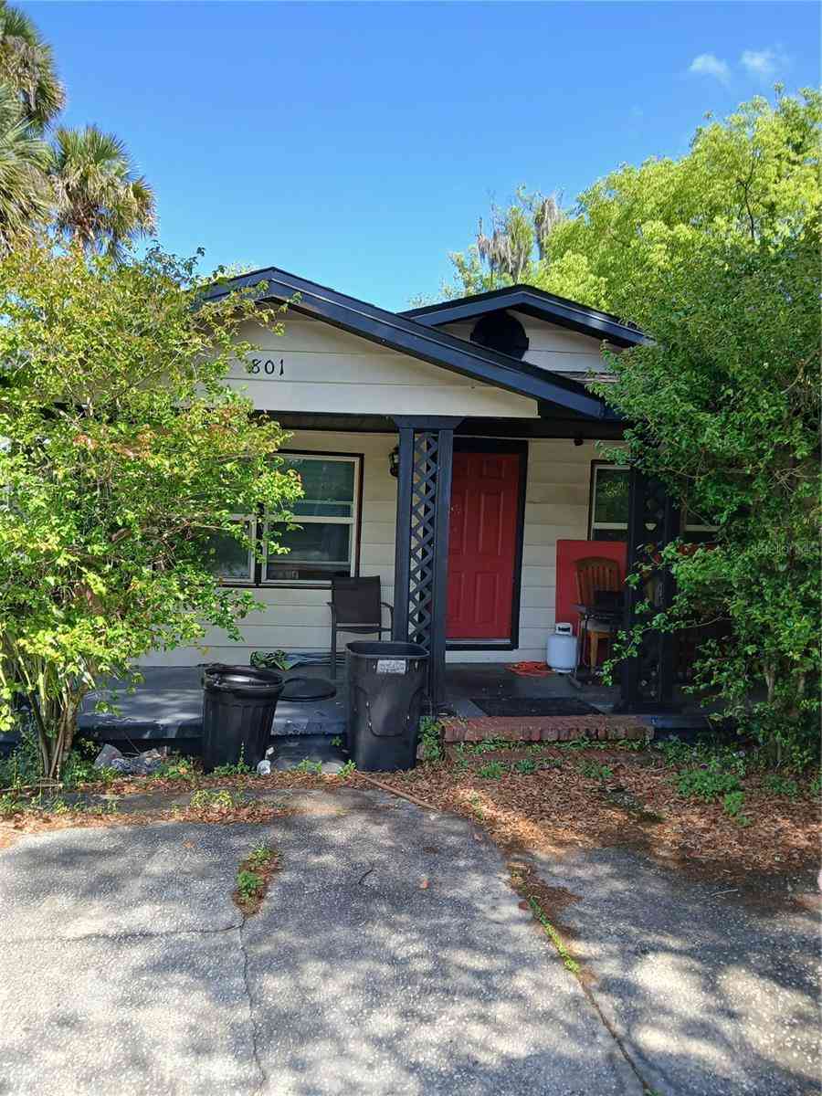 Homes For Sale - 801 S Bay Avenue<br/> SANFORD, FL 32771