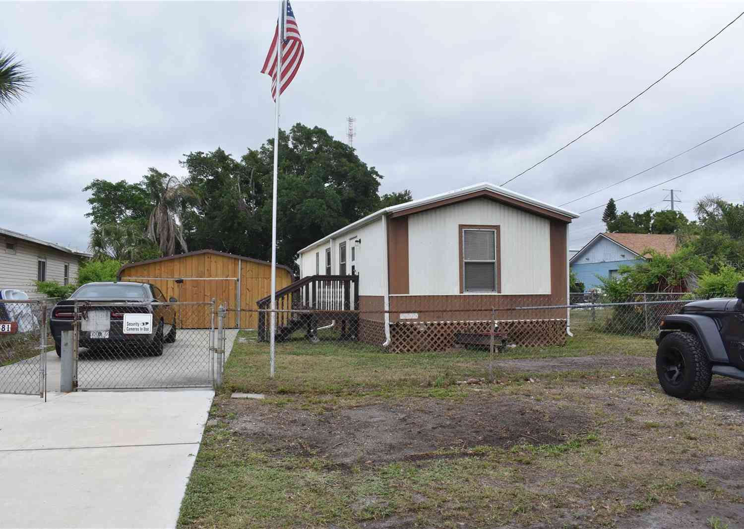 Mobile Home For Sale - 6581 50th Street<br/> PINELLAS PARK, FL 33781