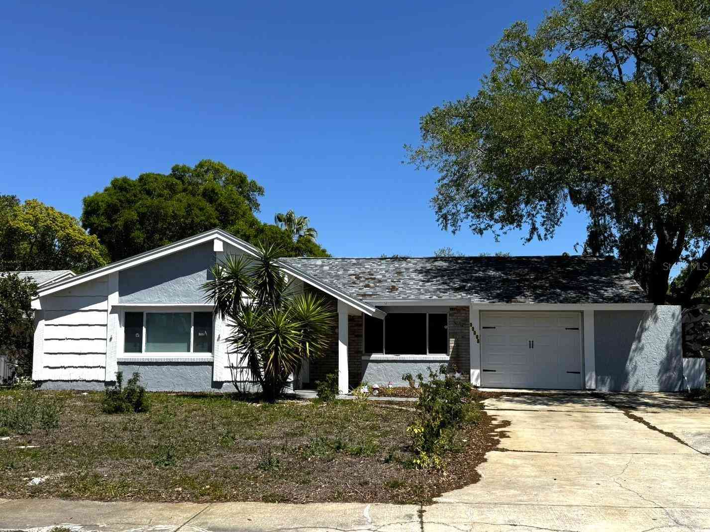 Homes For Sale - 12302 Cobble Stone Drive<br/> HUDSON, FL 34667