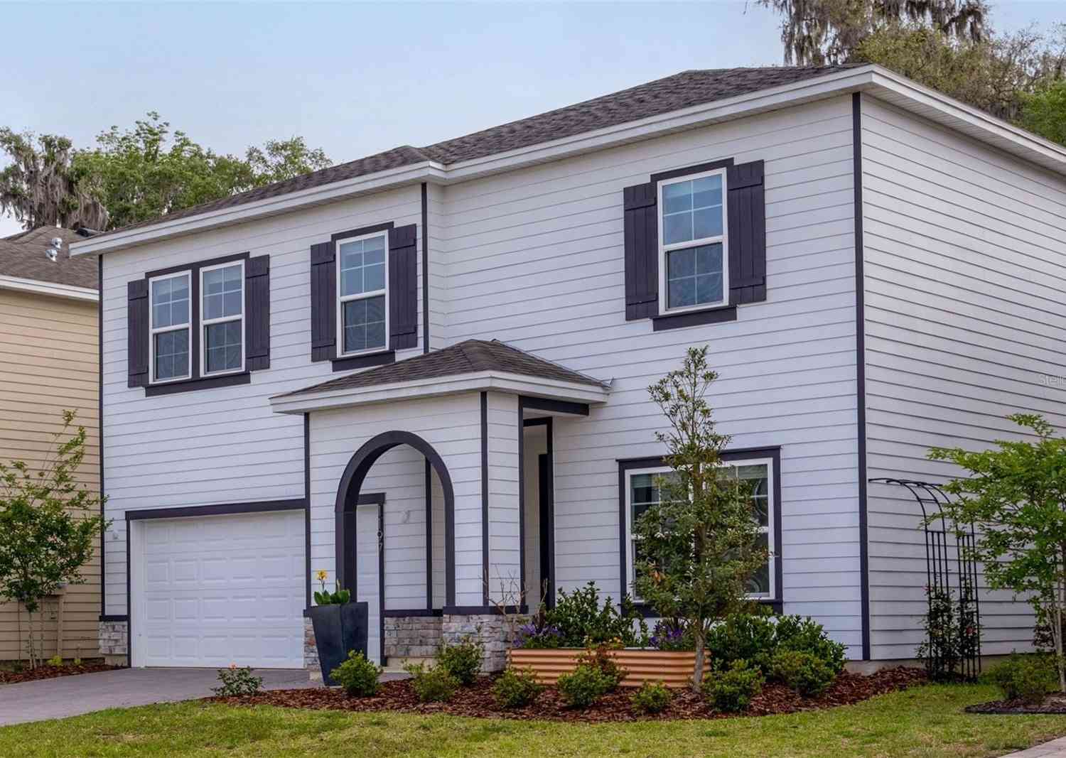 Homes For Sale - 1197 NW 133rd Way<br/> NEWBERRY, FL 32669