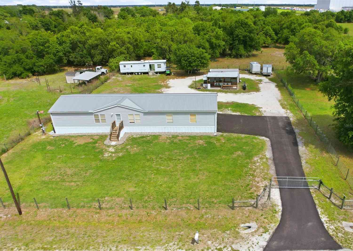 Mobile Home For Sale - 12368 SW Lexington Place<br/> Desoto County, ARCADIA, FL 34269