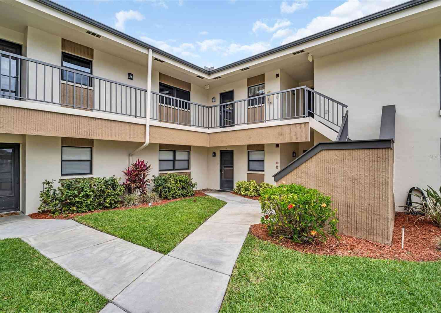 Condo For Sale - 2700 Nebraska Avenue #5-205<br/> PALM HARBOR, FL 34684