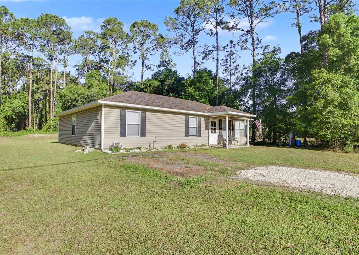 Homes For Sale - 1886 Laurel Avenue<br/> BUNNELL, FL 32110