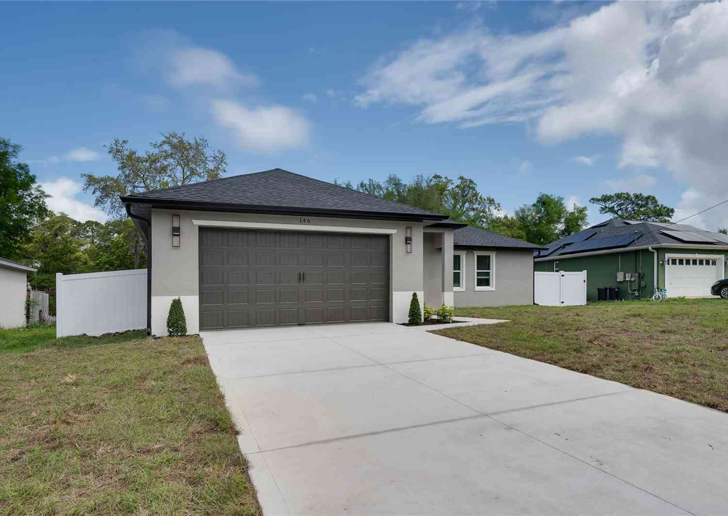 Homes For Sale - 146 Coronado Road<br/> DEBARY, FL 32713