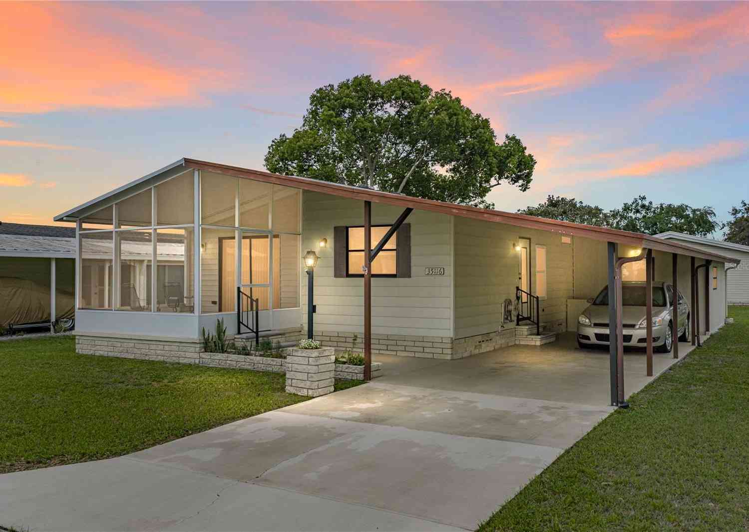 Mobile Home For Sale - 35116 Colony Hills Drive<br/> ZEPHYRHILLS, FL 33541