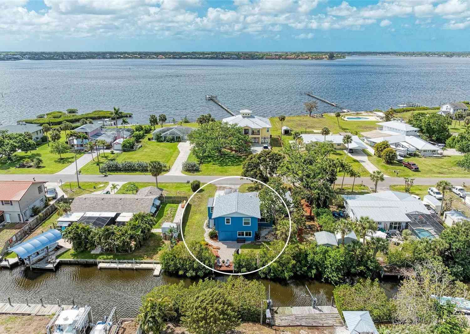 Homes For Sale - 4518 7th Street Court<br/> ELLENTON, FL 34222