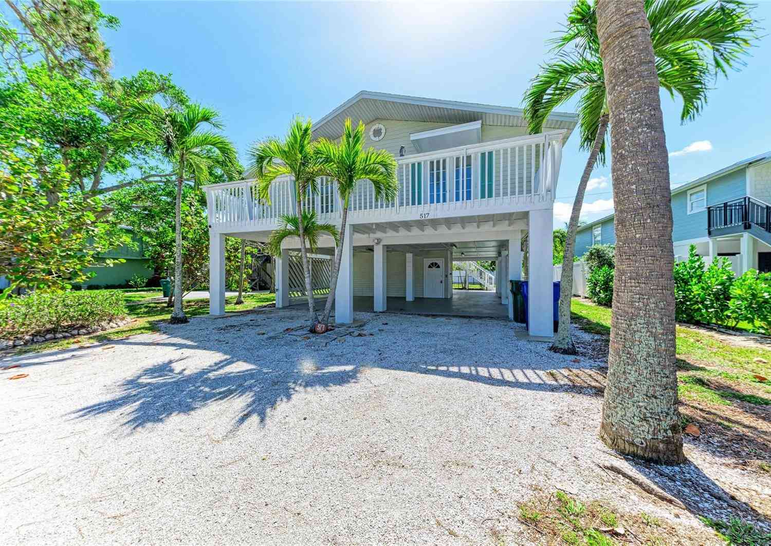 Homes For Sale - 517 Spring Avenue<br/> ANNA MARIA, FL 34216