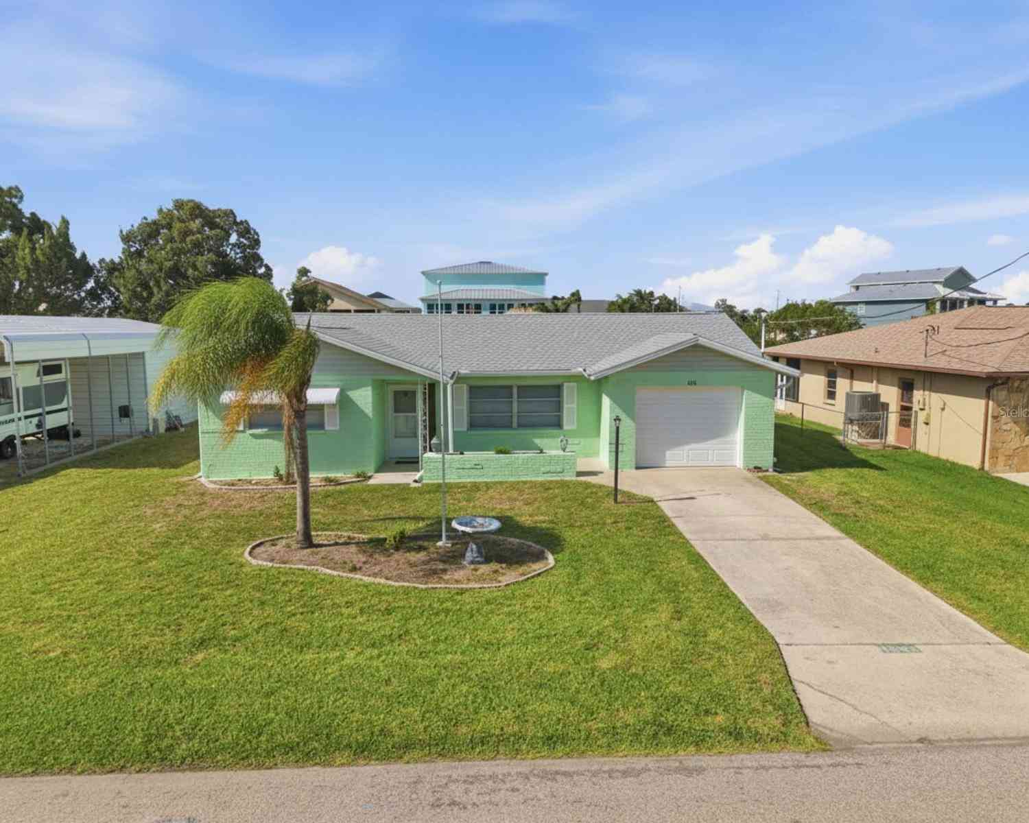 Homes For Sale - 4069 Gulfview Drive<br/> HERNANDO BEACH, FL 34607