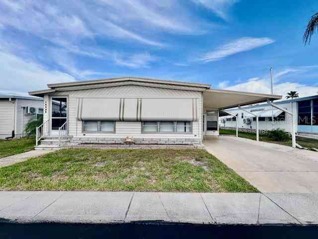 Mobile Home For Sale - 10920 Independence Drive<br/> PORT RICHEY, FL 34668