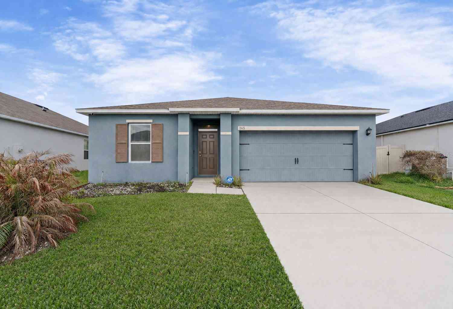 Homes For Sale - 265 Meadowbrook Boulevard<br/> WINTER HAVEN, FL 33881