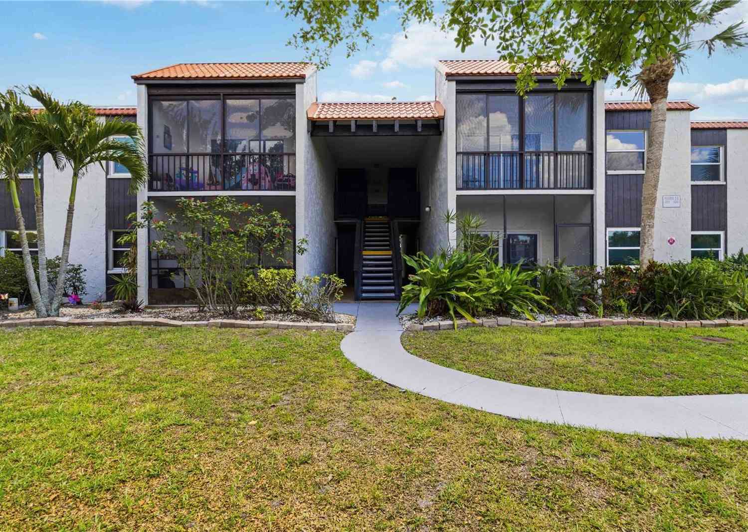 Condo For Sale - 3281 Beneva Road #104<br/> SARASOTA, FL 34232