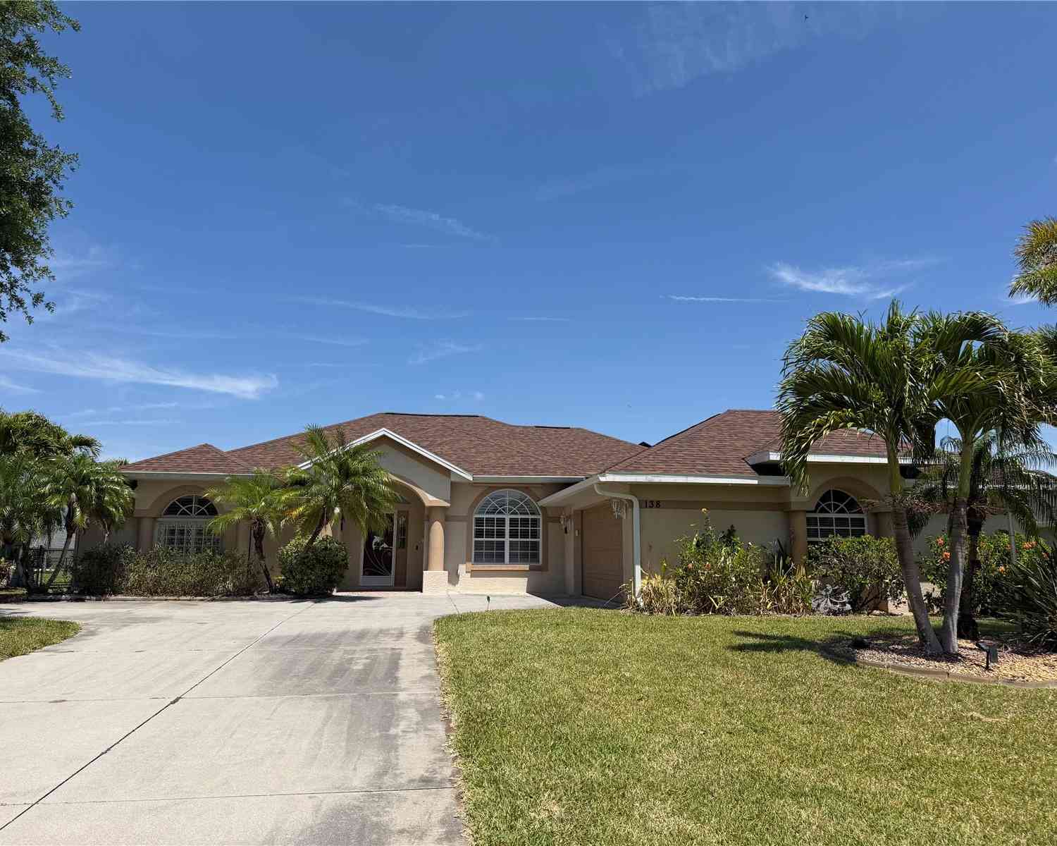Homes For Sale - 138 Broadmoor Lane<br/> Rotonda, FL 33947