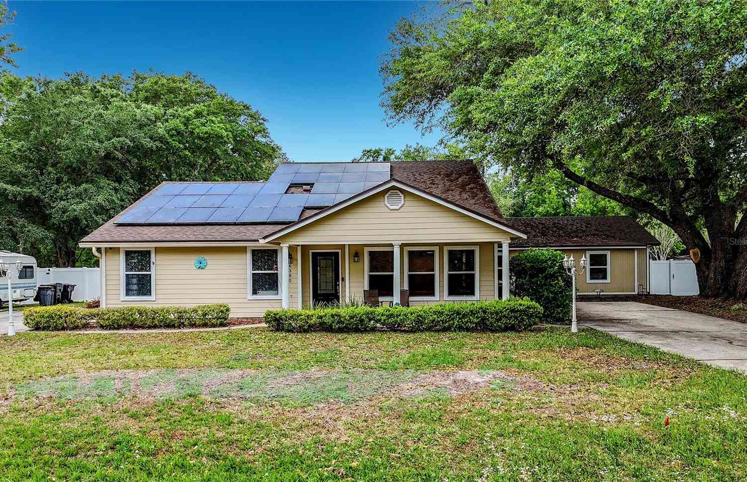 Homes For Sale - 6380 Bahaia Road<br/> FlemingKey, FL 32003