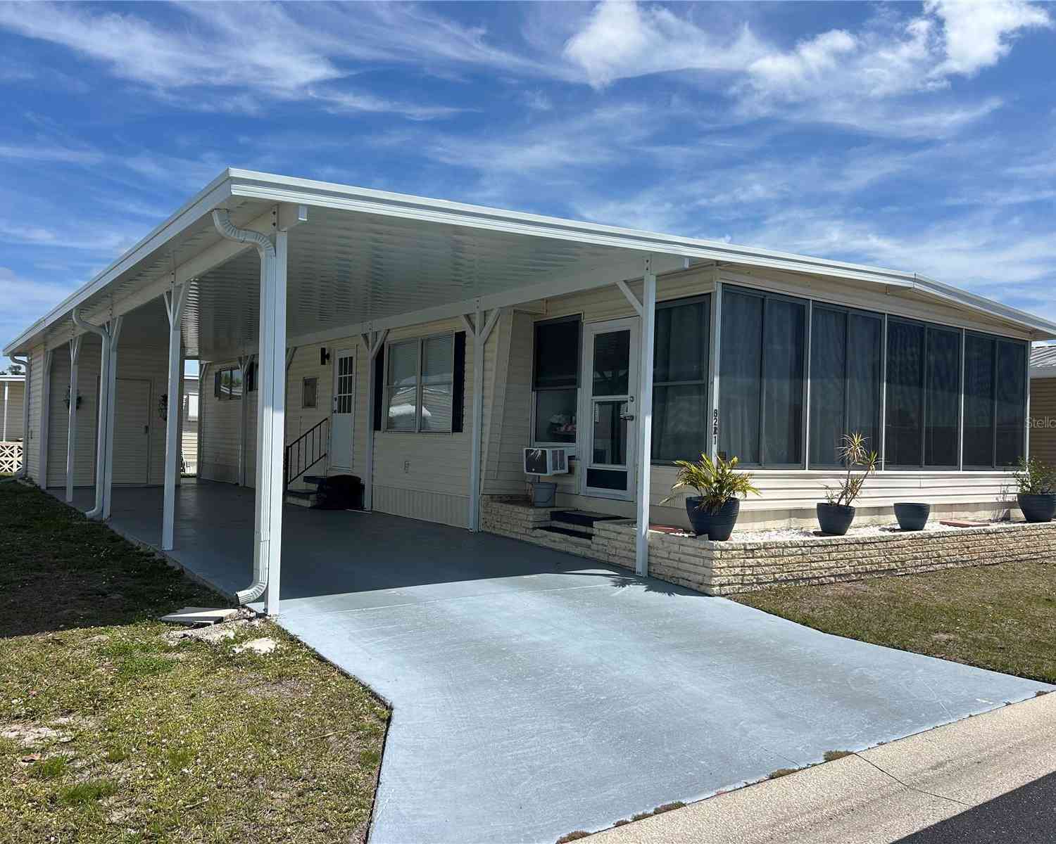 Mobile Home For Sale - 3221 Sweet Gum Terrace<br/> SARASOTA, FL 34237