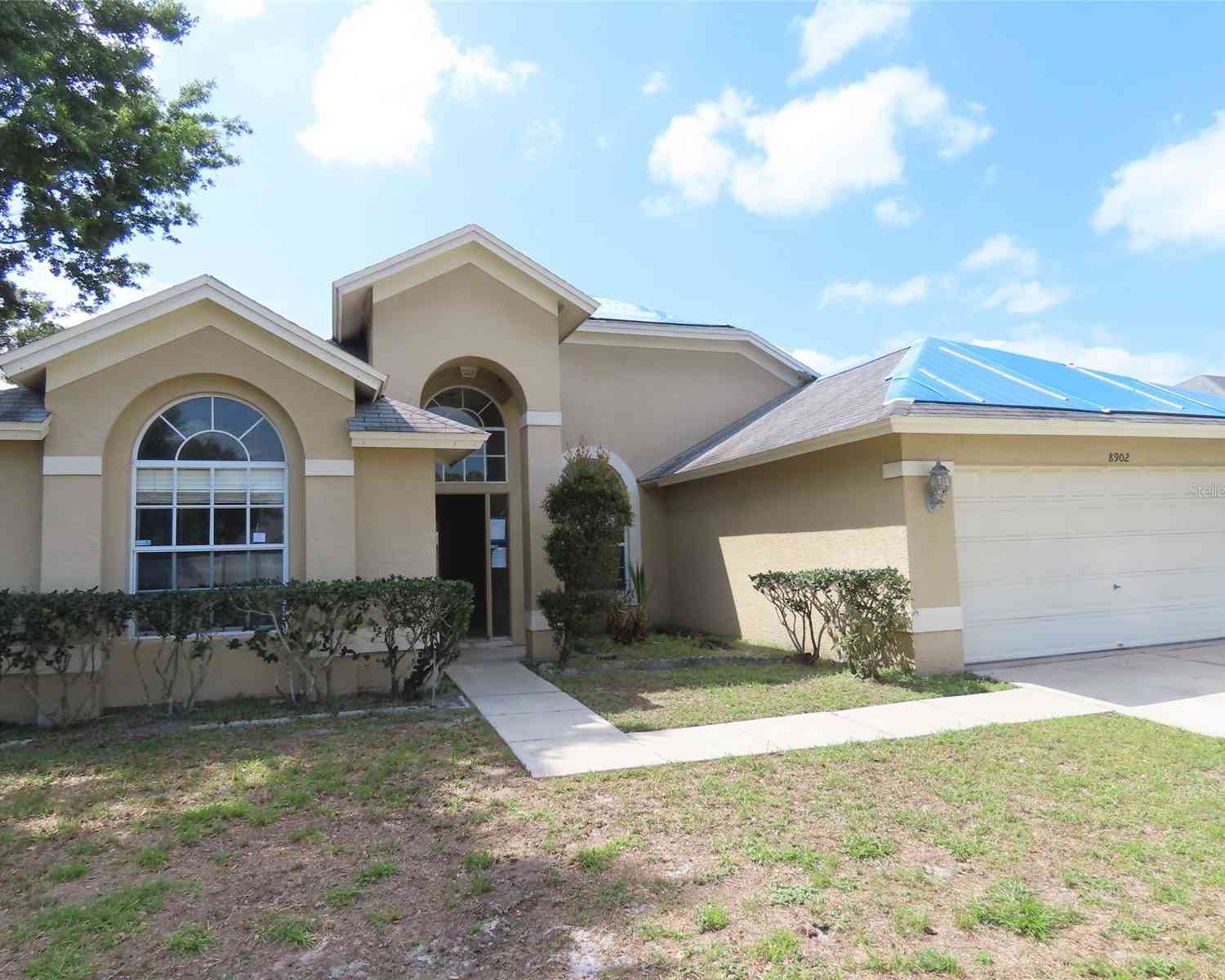Homes For Sale - 8902 Breland Drive<br/> Tampa, FL 33626