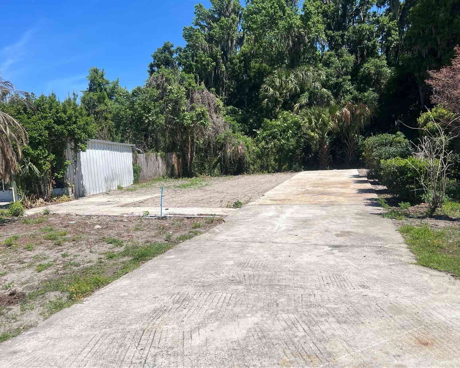 Vacant Land For Sale - 948 Cr 461<br/> Lake Panasoffkee, FL 33538