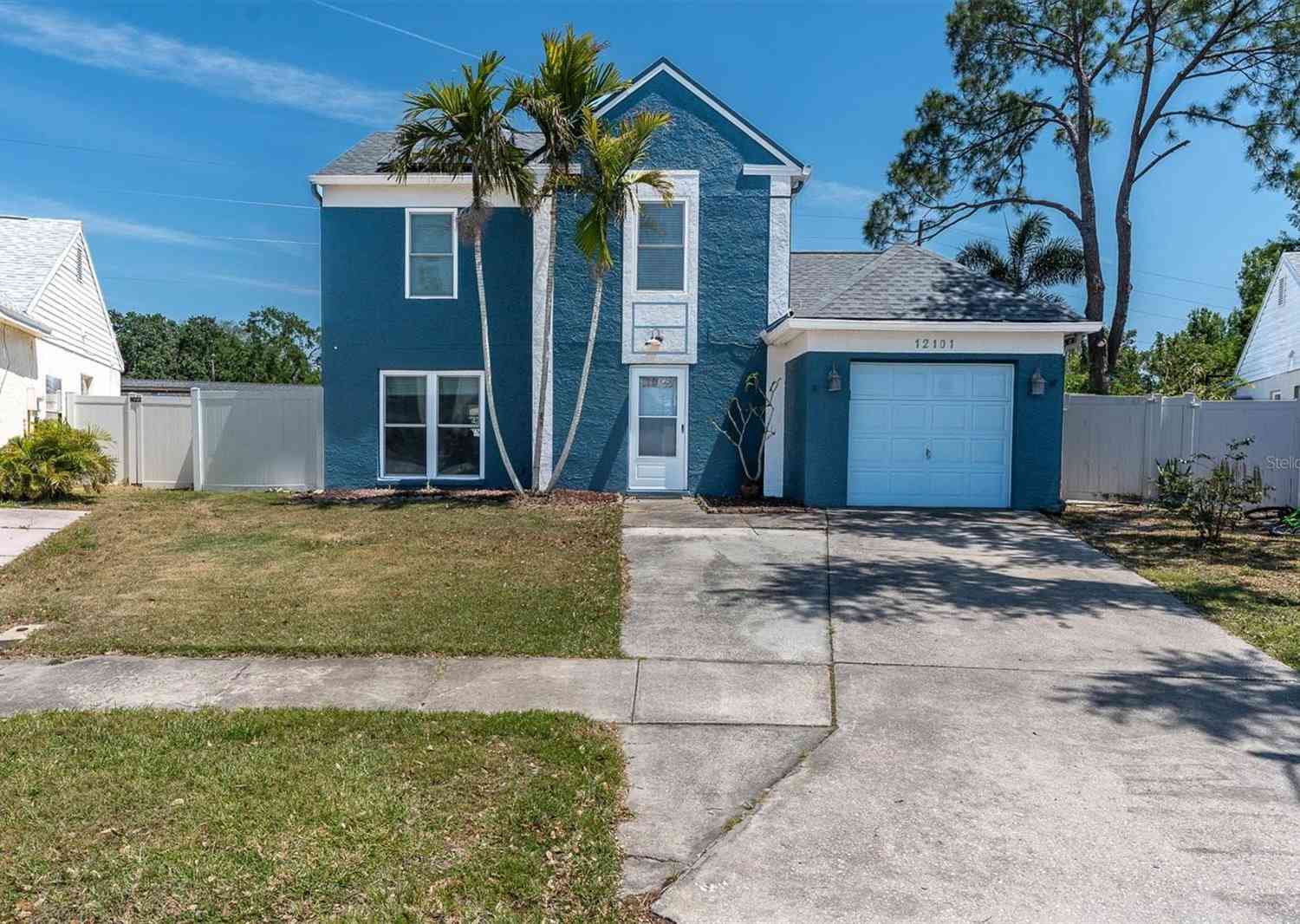 Homes For Sale - 12101 74th Street<br/> LARGO, FL 33773
