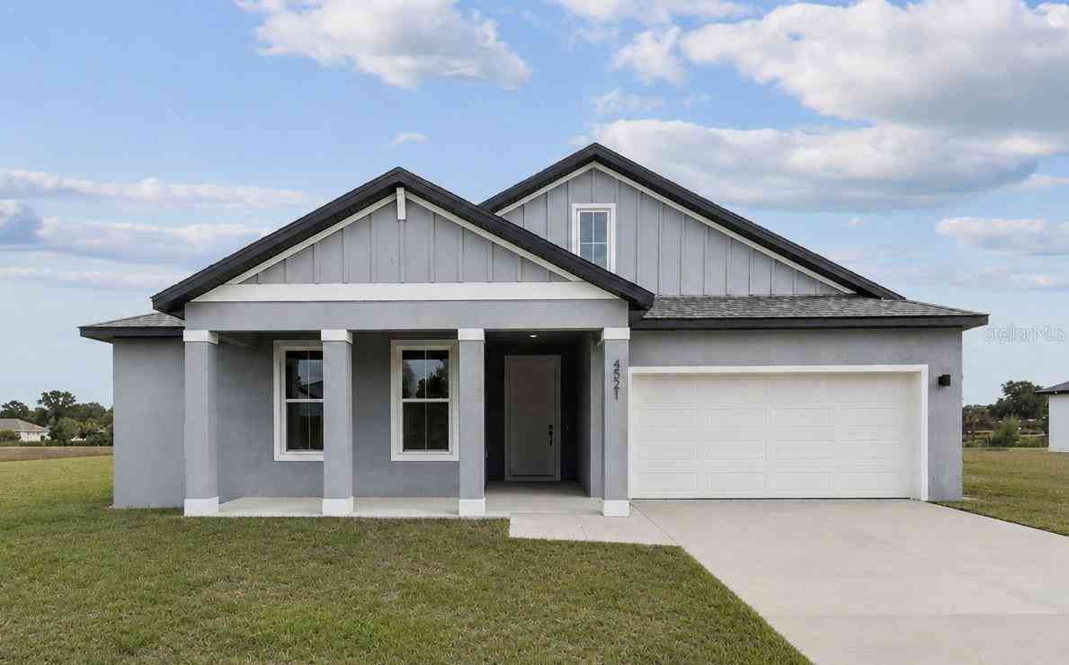 Homes For Sale - 4521 NW 37th Street Road<br/> OCALA, FL 34482