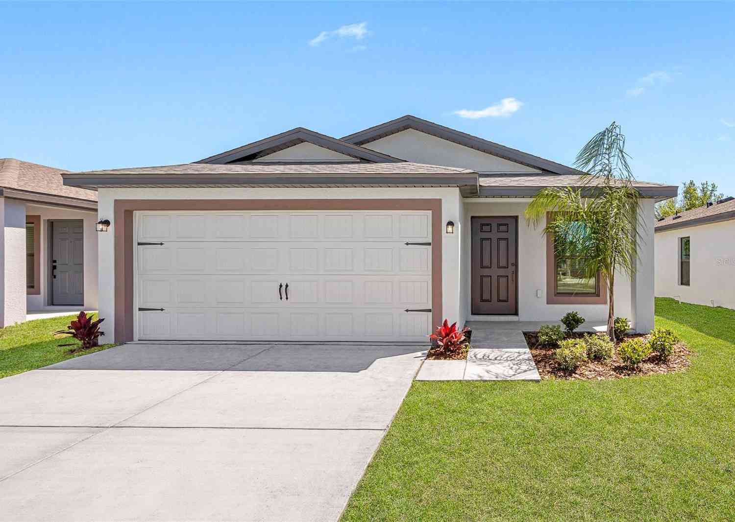 Homes For Sale - 11308 Linnet Road<br/> WEEKI WACHEE, FL 34614