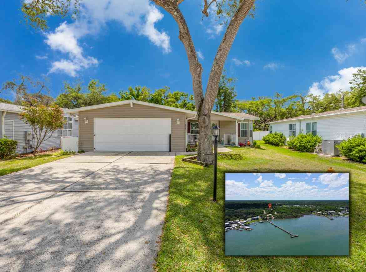 Mobile Home For Sale - 317 Water Landing Drive<br/> OAK HILL, FL 32759