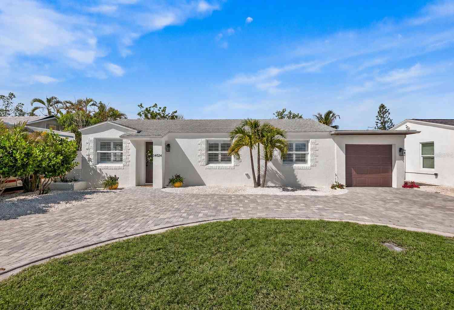 Homes For Sale - 14024 N Bayshore Drive<br/> MadeiraBeach, FL 33708