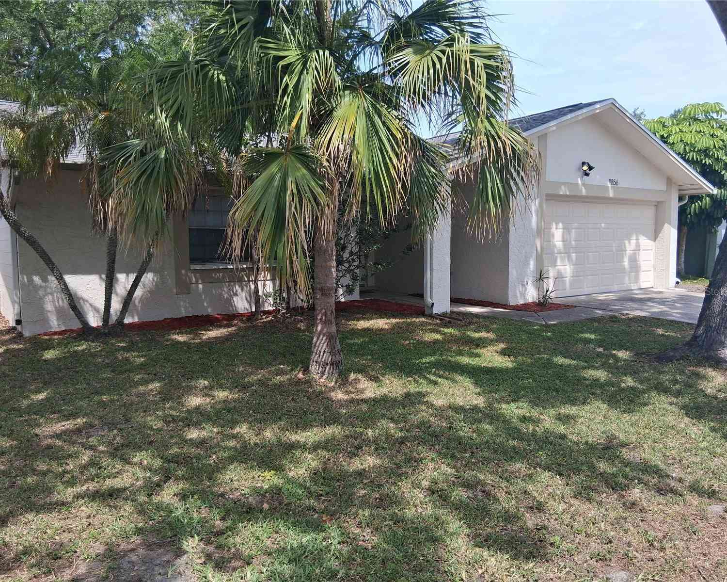 Homes For Sale - 11856 69th Way<br/> LARGO, FL 33773