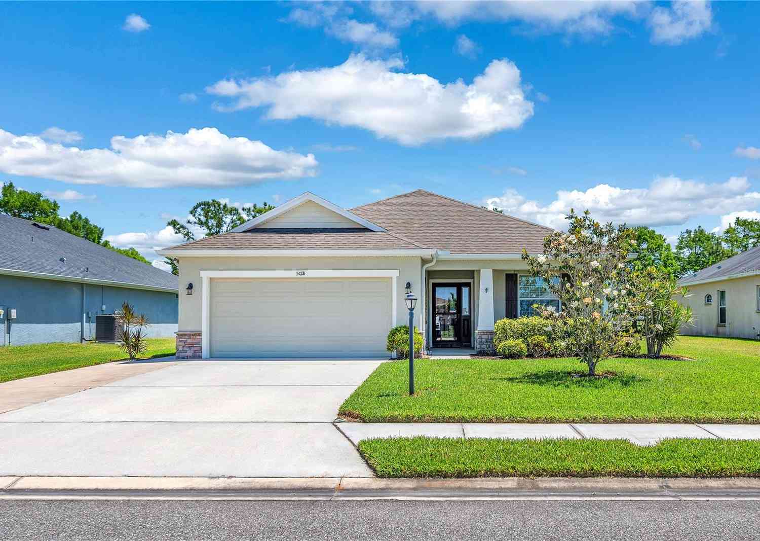 Homes For Sale - 5018 33rd Avenue<br/> PALMETTO, FL 34221