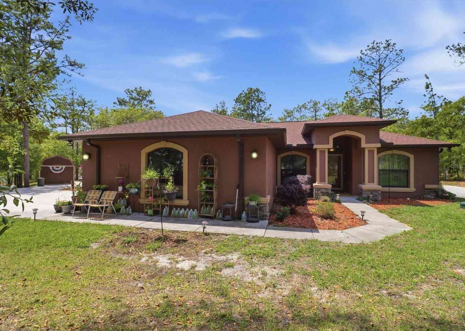 Homes For Sale - 16389 Margot Road<br/> WEEKI WACHEE, FL 34614