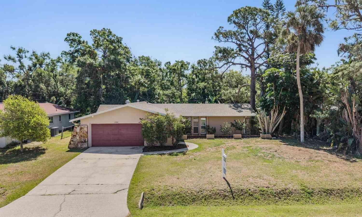 Homes For Sale - 1124 Danny Drive<br/> SARASOTA, FL 34243