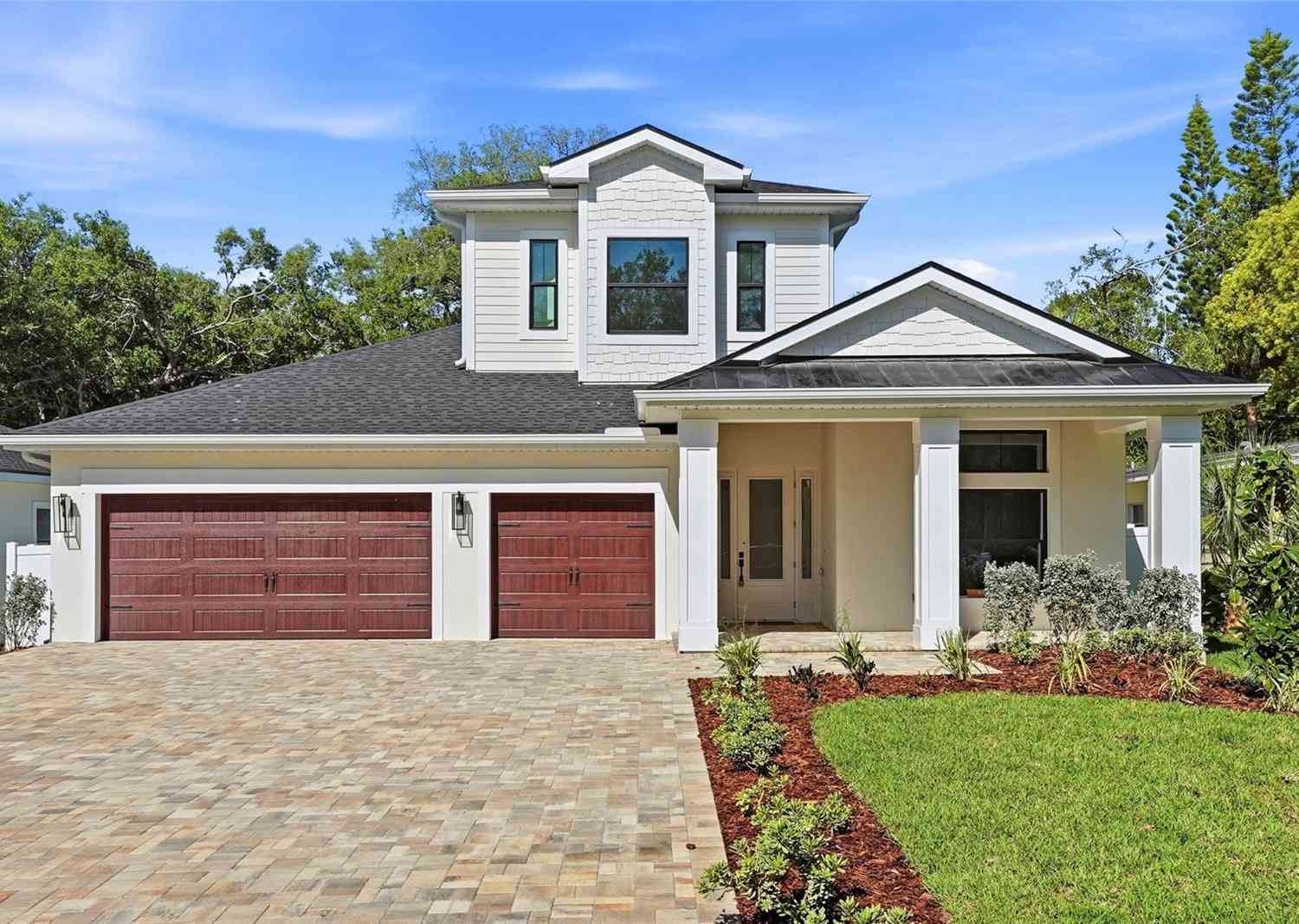 Homes For Sale - 2376 Rajel Avenue<br/> Pinellas County, SAFETY HARBOR, FL 34695