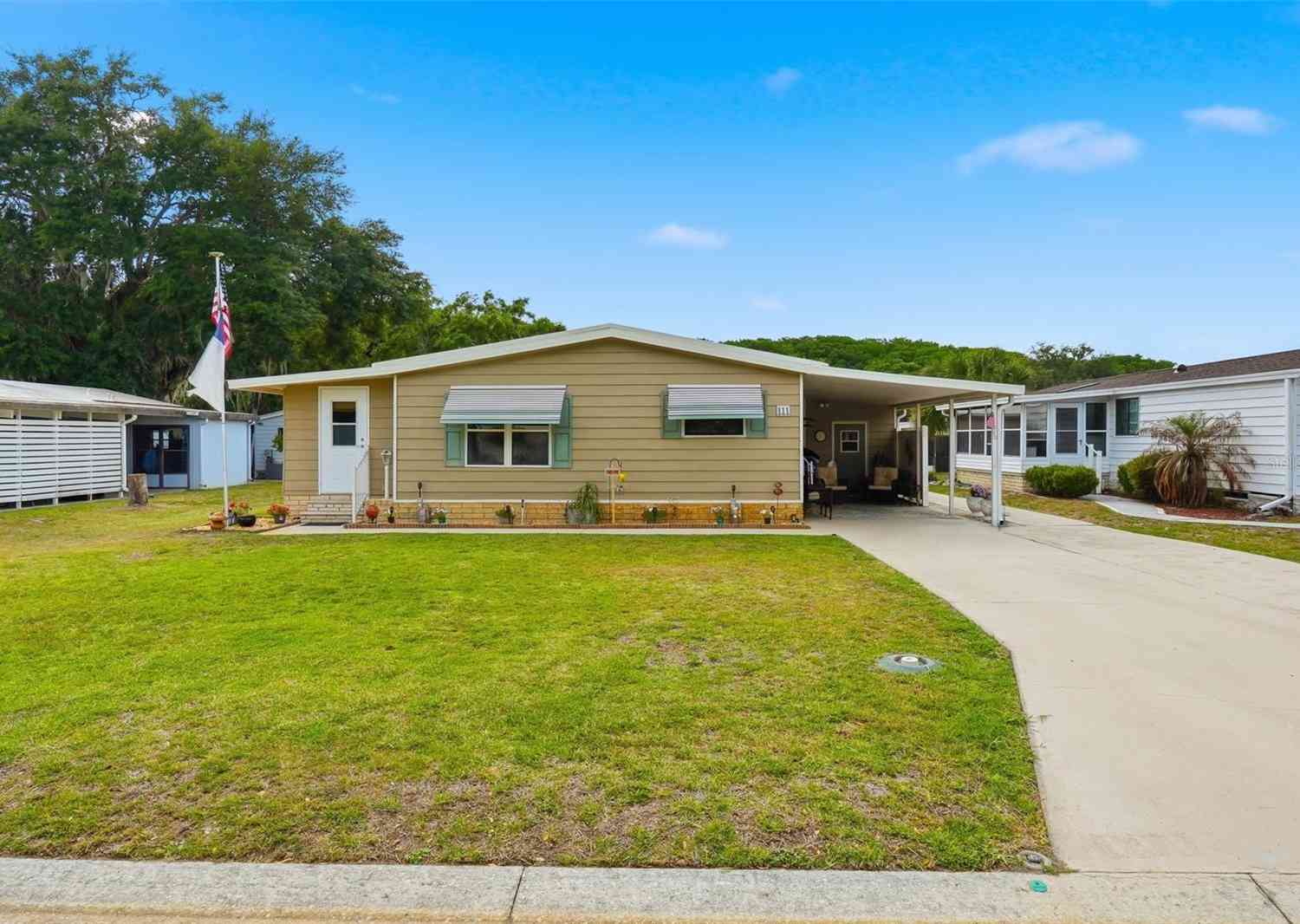 Mobile Home For Sale - 111 Winterberry Avenue<br/> Sumter County, WILDWOOD, FL 34785