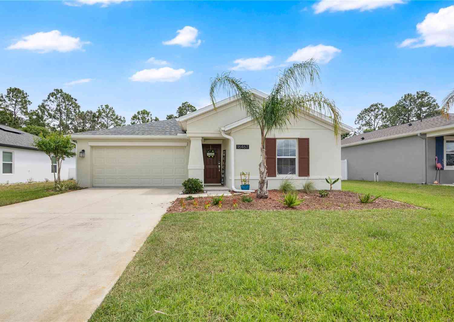 Homes For Sale - 16467 Glassy Loch Loop<br/> CLERMONT, FL 34714