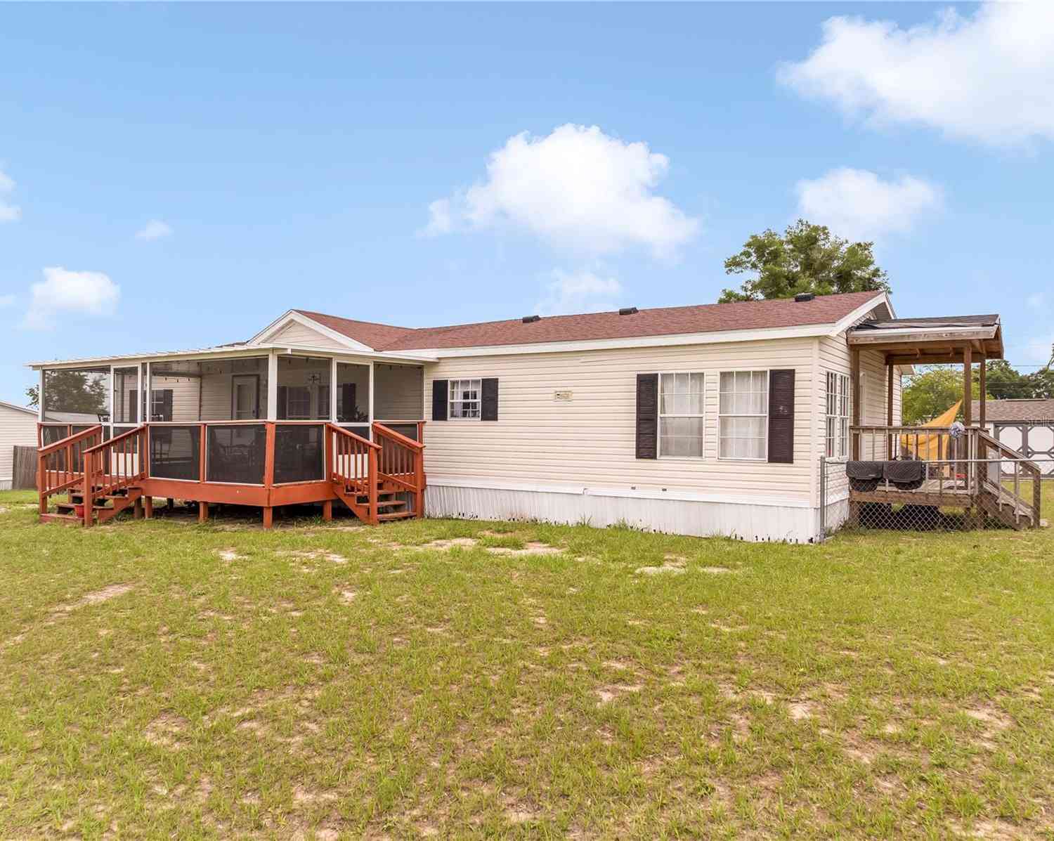 Mobile Home For Sale - 14205 SE 60th Avenue<br/> SUMMERFIELD, FL 34491