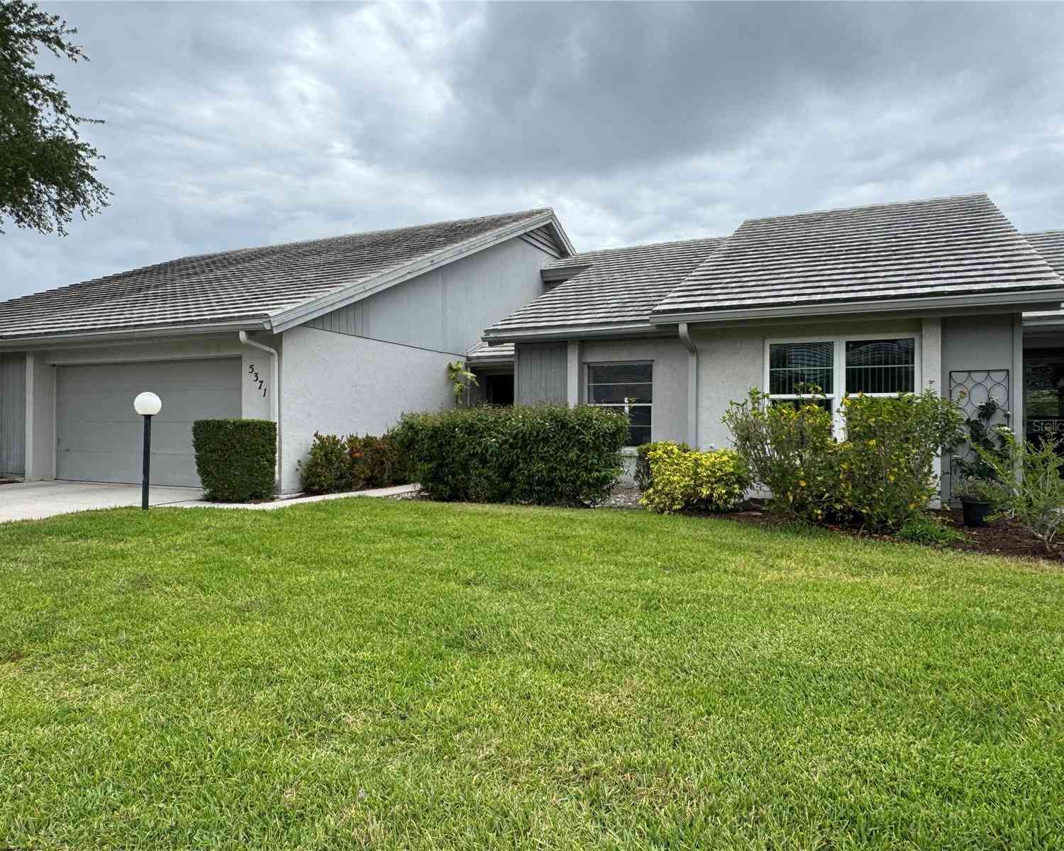 Villa For Sale - 5371 Crestlake Boulevard #68<br/> SARASOTA, FL 34233