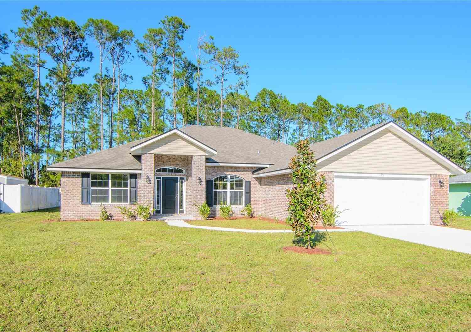 Homes For Sale - 74 Princeton Lane<br/> PALM COAST, FL 32164